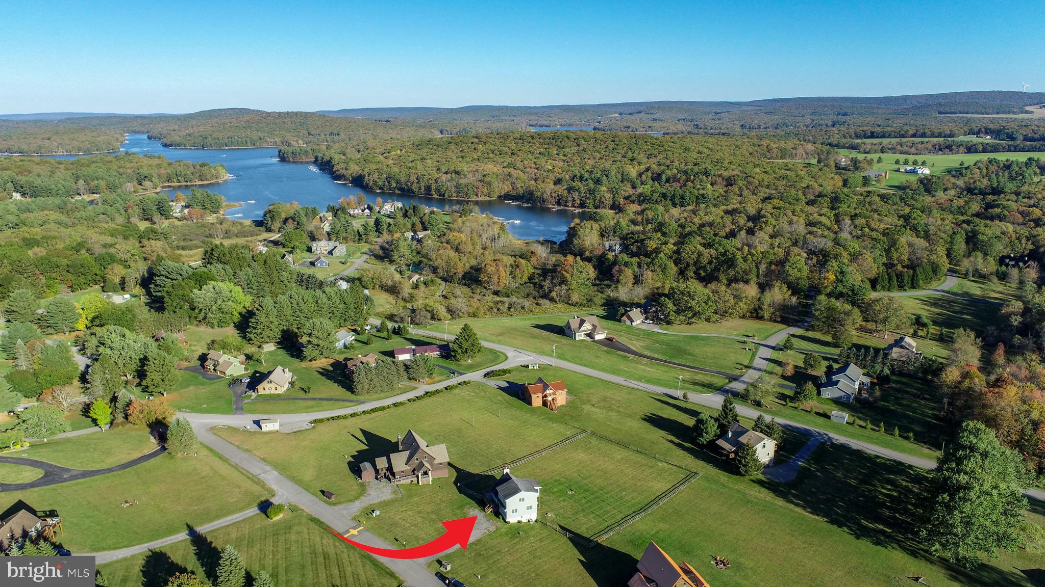 PARADISE POINT - Residential