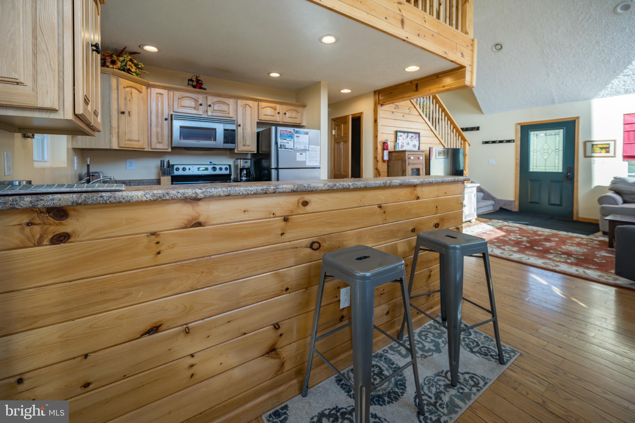 PARADISE POINT - Residential