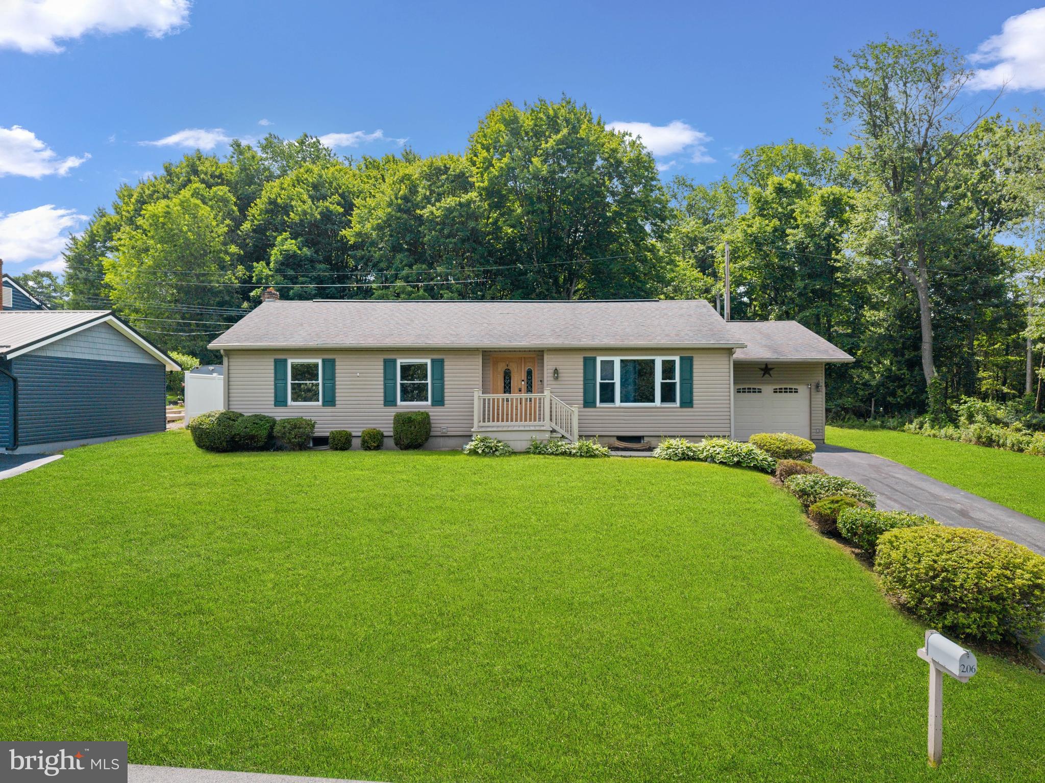 SUNSET ACRES - Residential