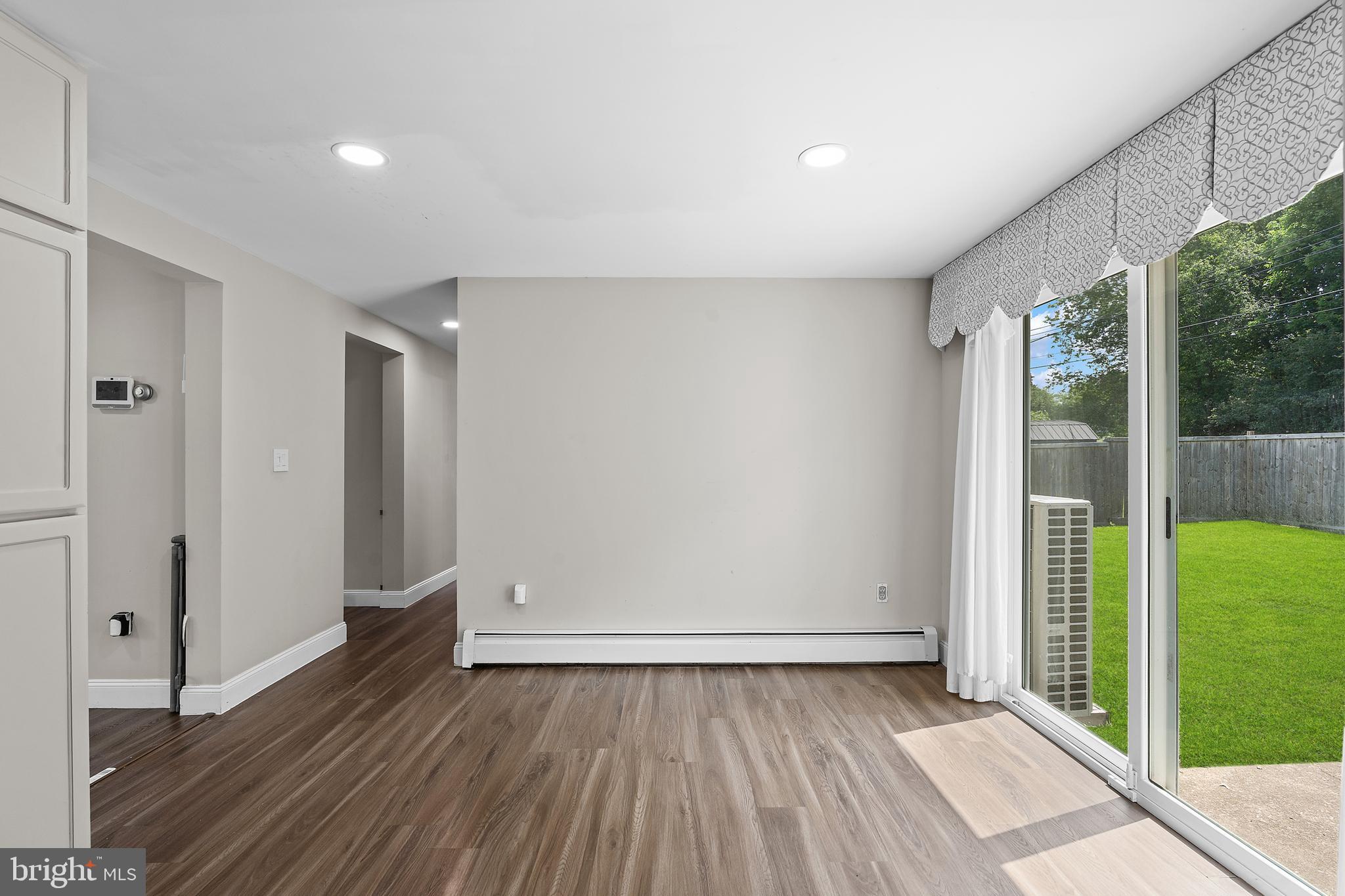 SUNSET ACRES - Residential