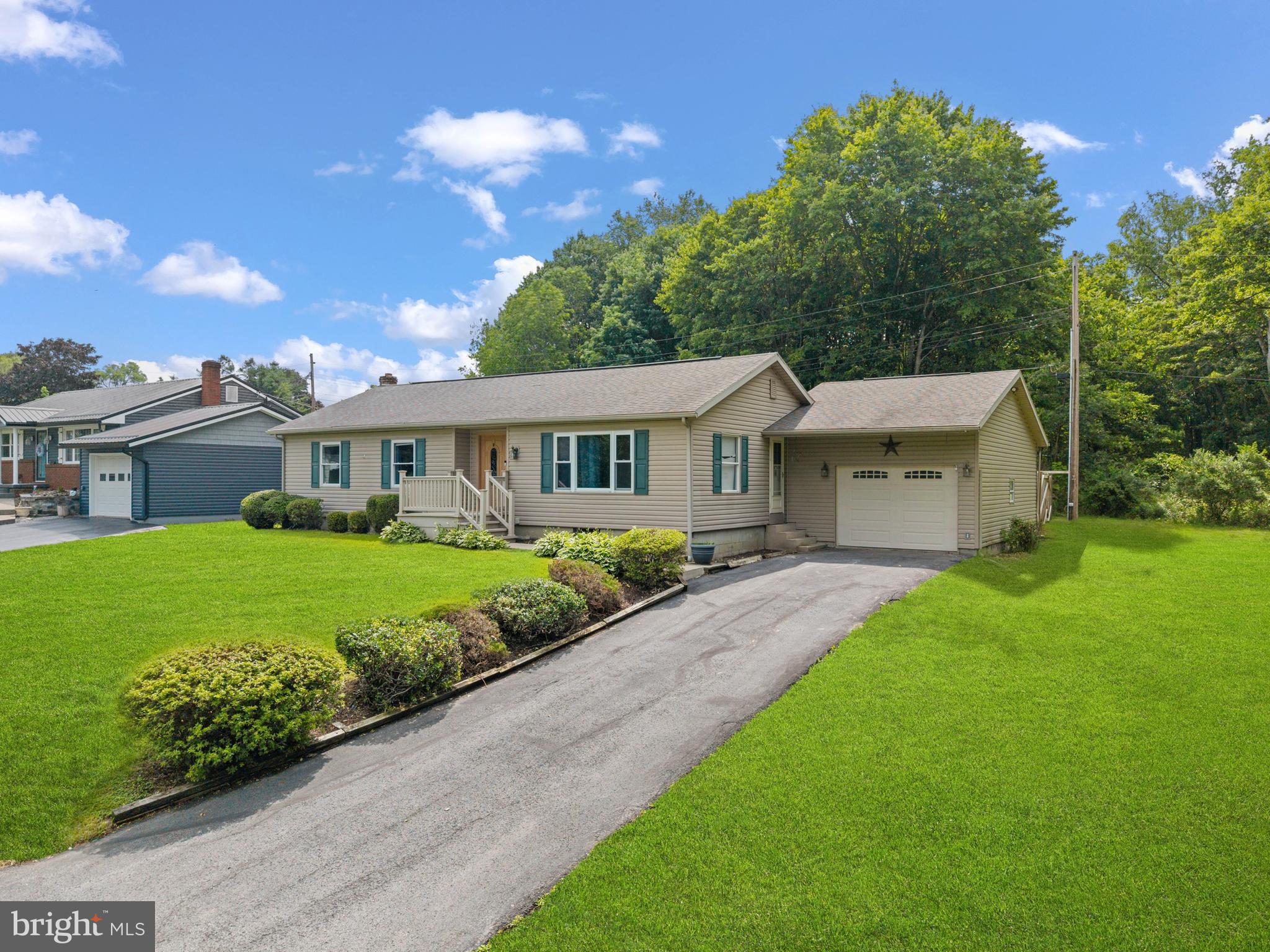 SUNSET ACRES - Residential