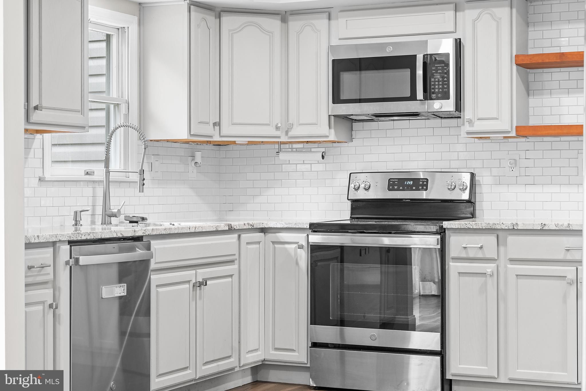 SUNSET ACRES - Residential