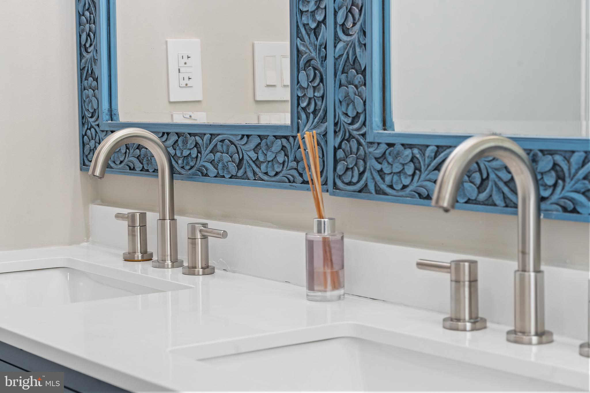 SUNSET ACRES - Residential