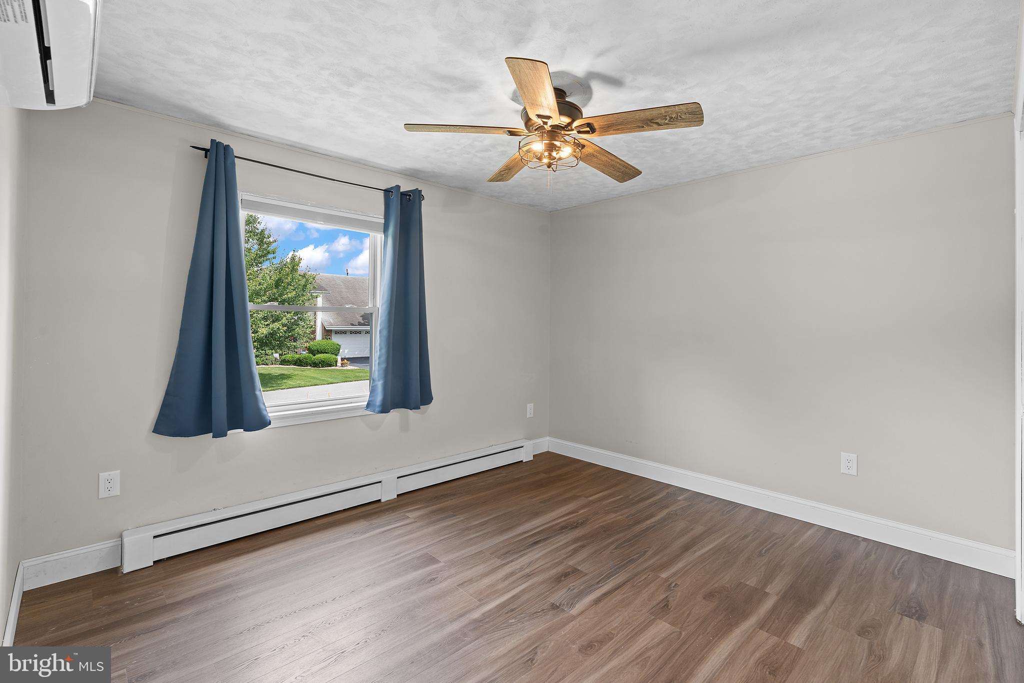 SUNSET ACRES - Residential