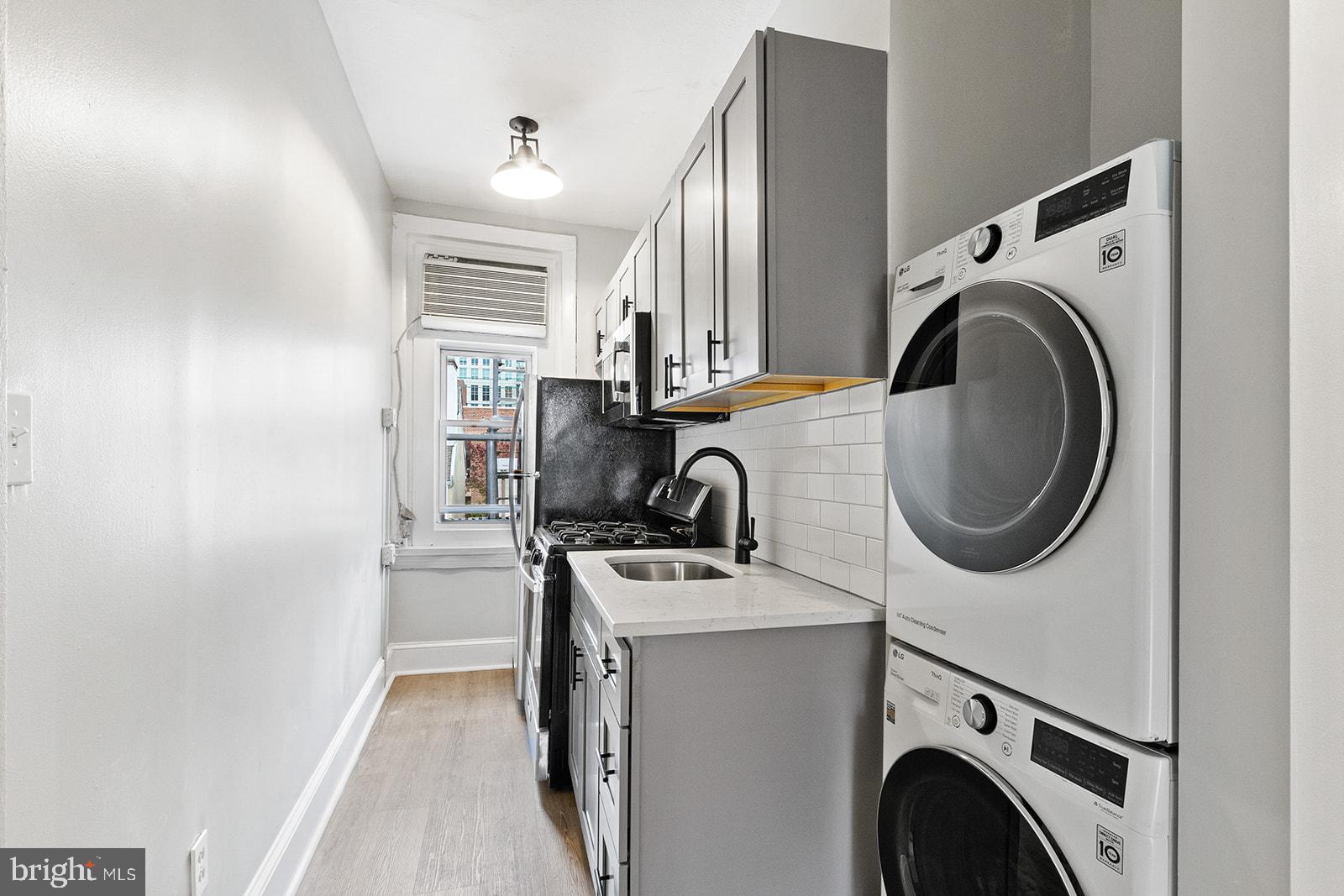 WASHINGTON SQ - Residential Lease