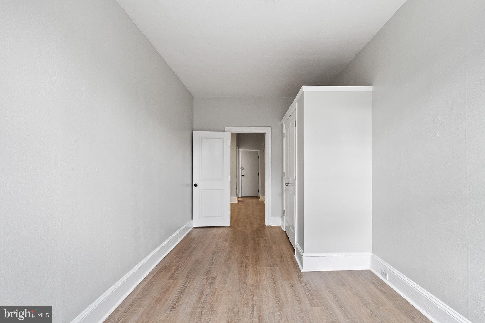 WASHINGTON SQ - Residential Lease