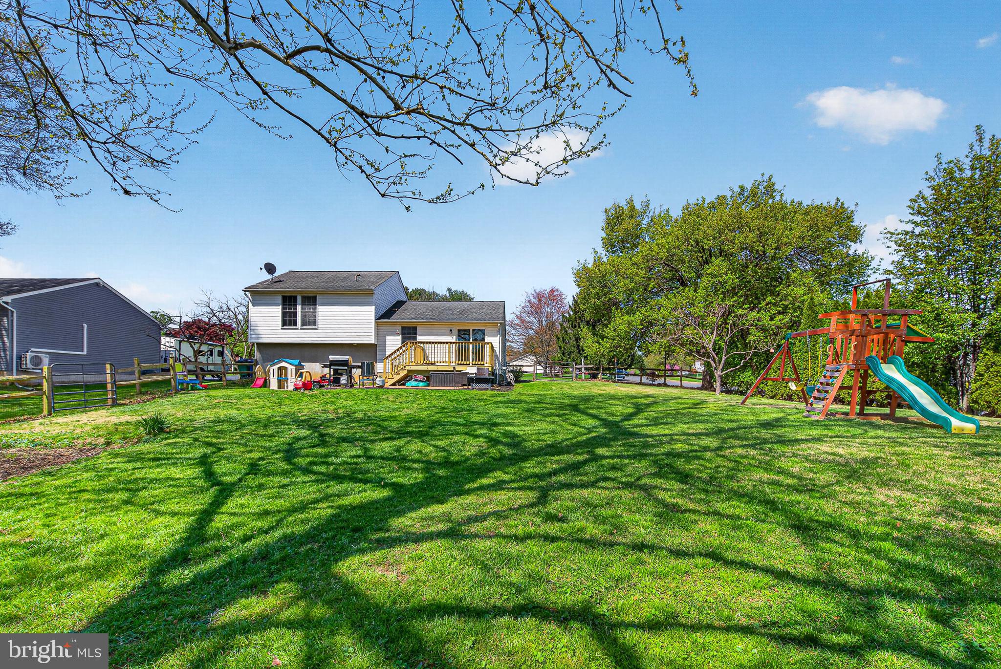 ROYAL EXCHANGE - Residential