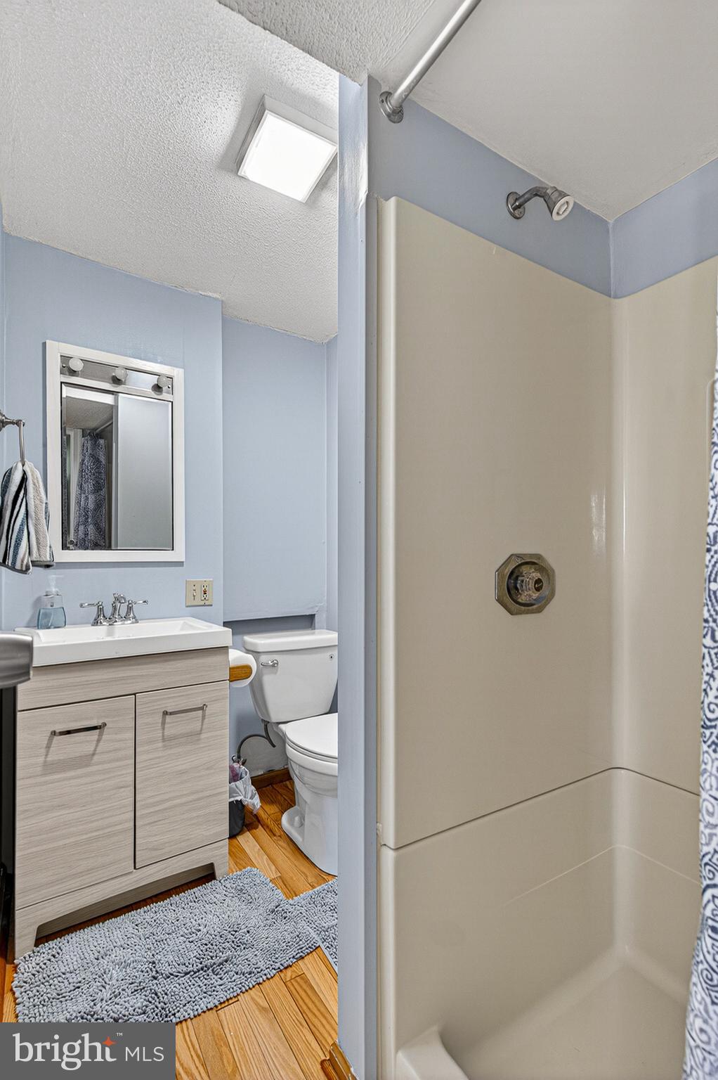 ROYAL EXCHANGE - Residential