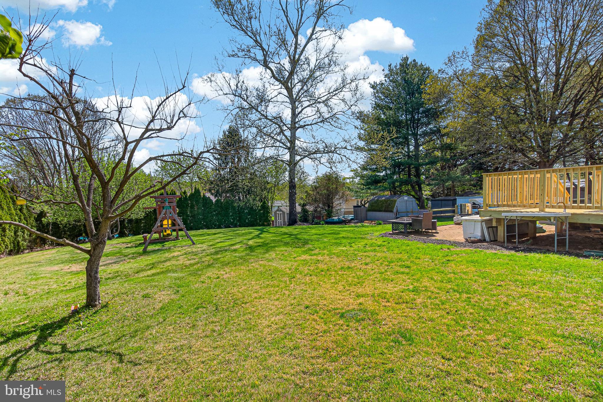 ROYAL EXCHANGE - Residential