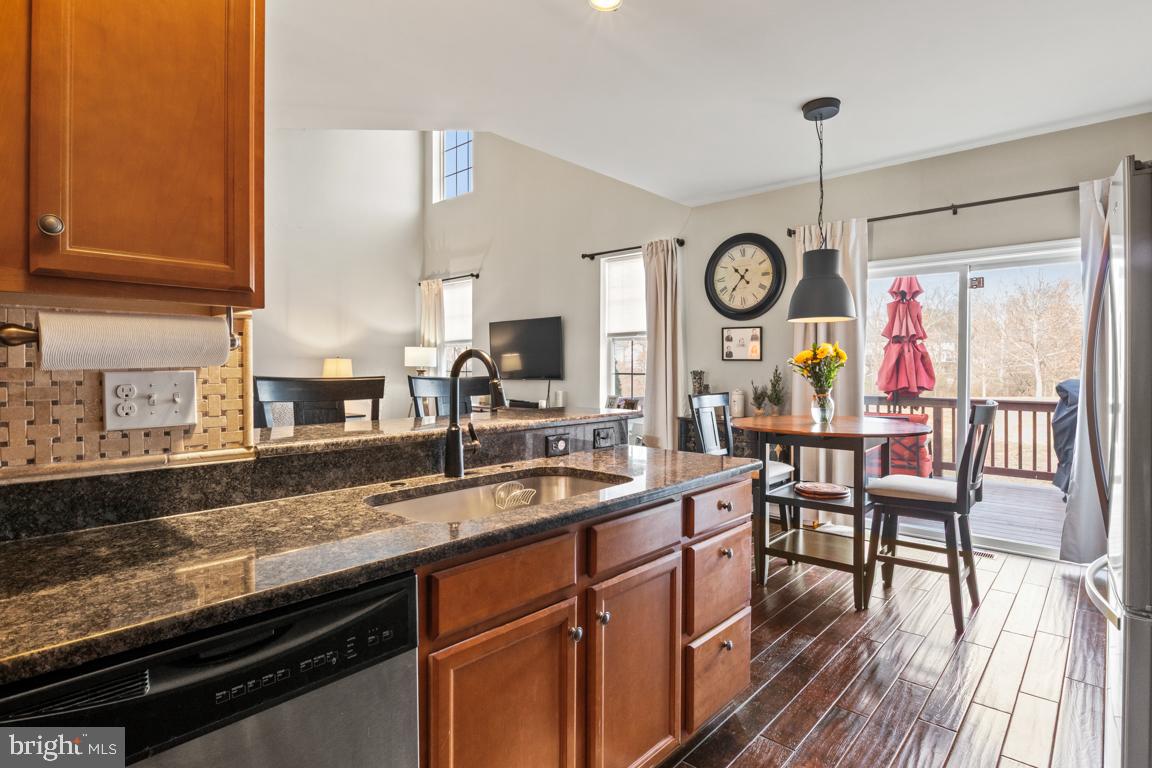 EDGEWOOD TERRACE - Residential