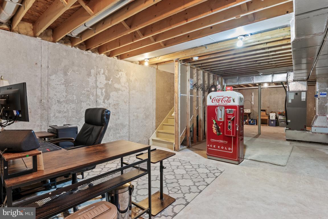 EDGEWOOD TERRACE - Residential