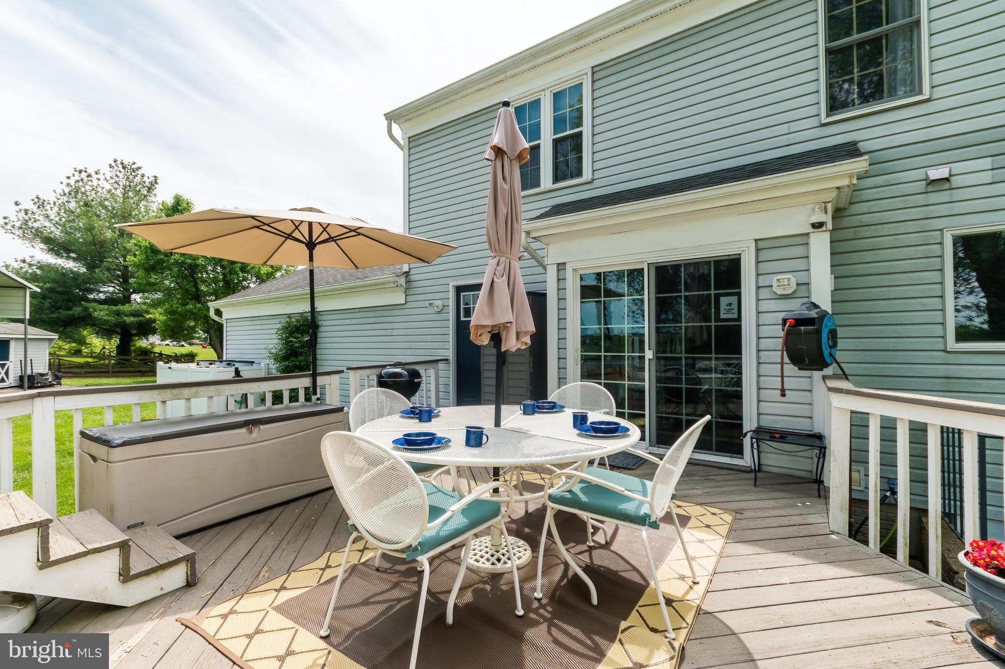 STEEPLE CHASE - Residential