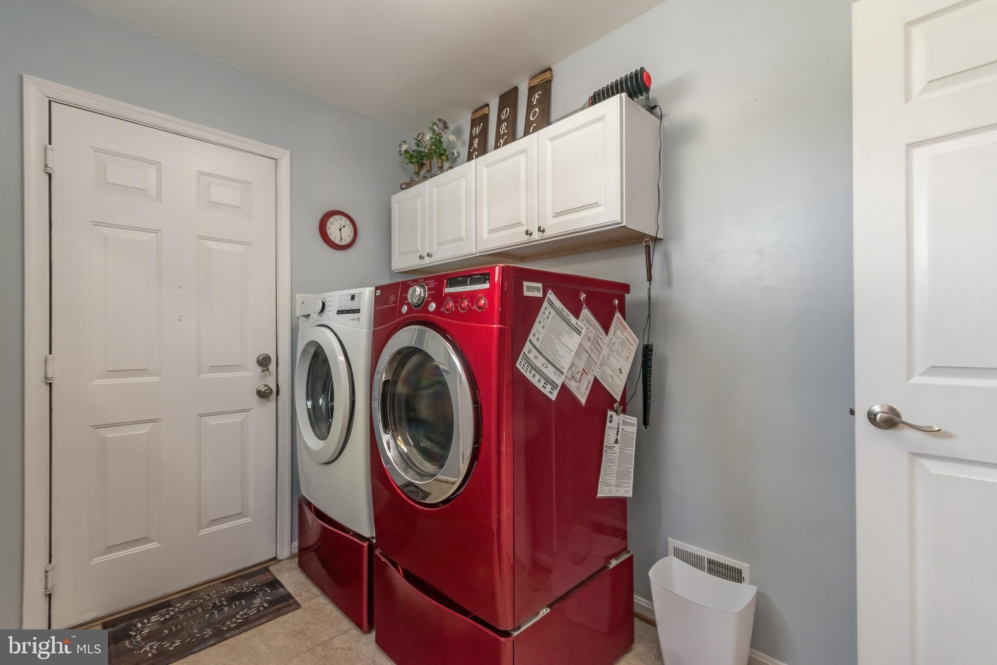 STEEPLE CHASE - Residential