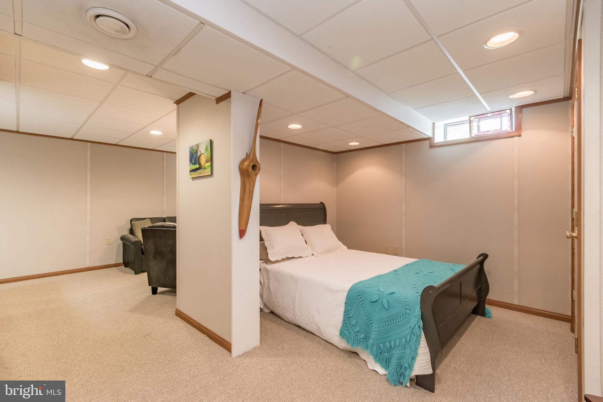 STEEPLE CHASE - Residential