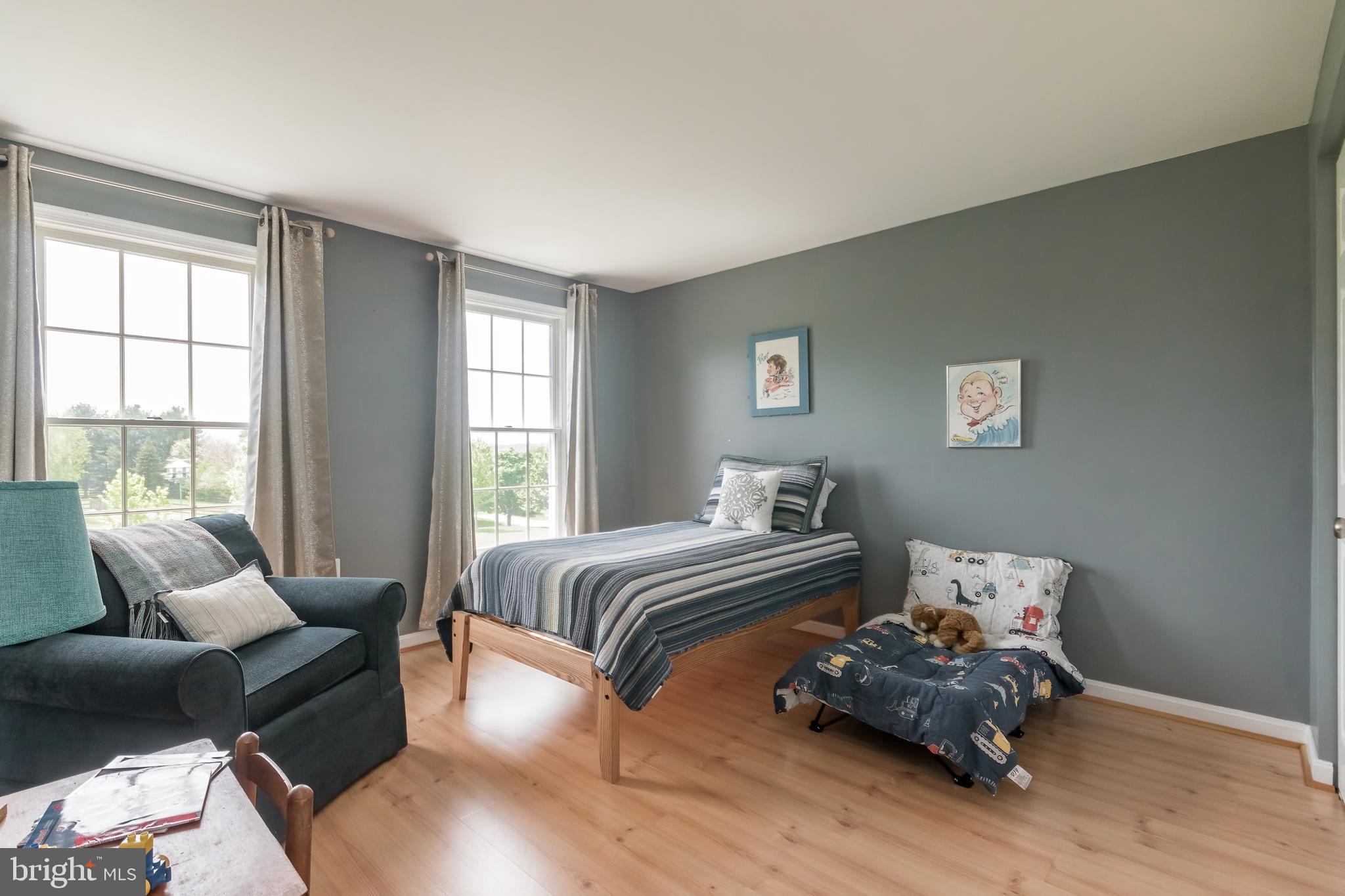 STEEPLE CHASE - Residential