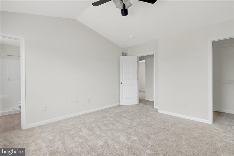 CREEKSIDE VILLAGE - Residential