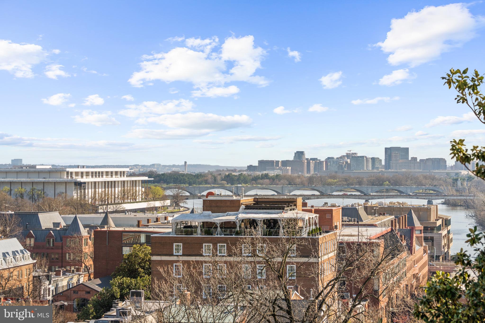 GEORGETOWN - Residential