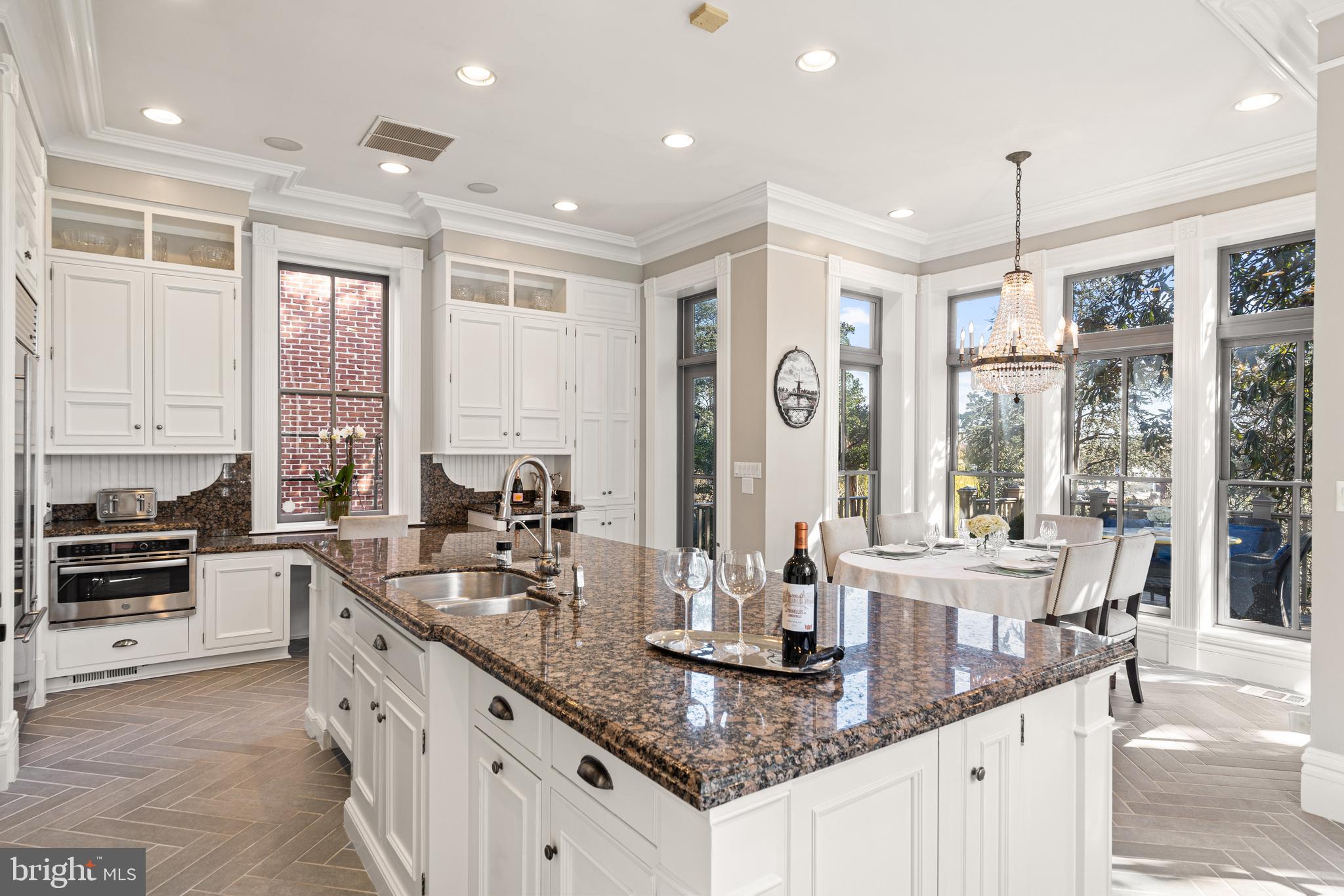 GEORGETOWN - Residential