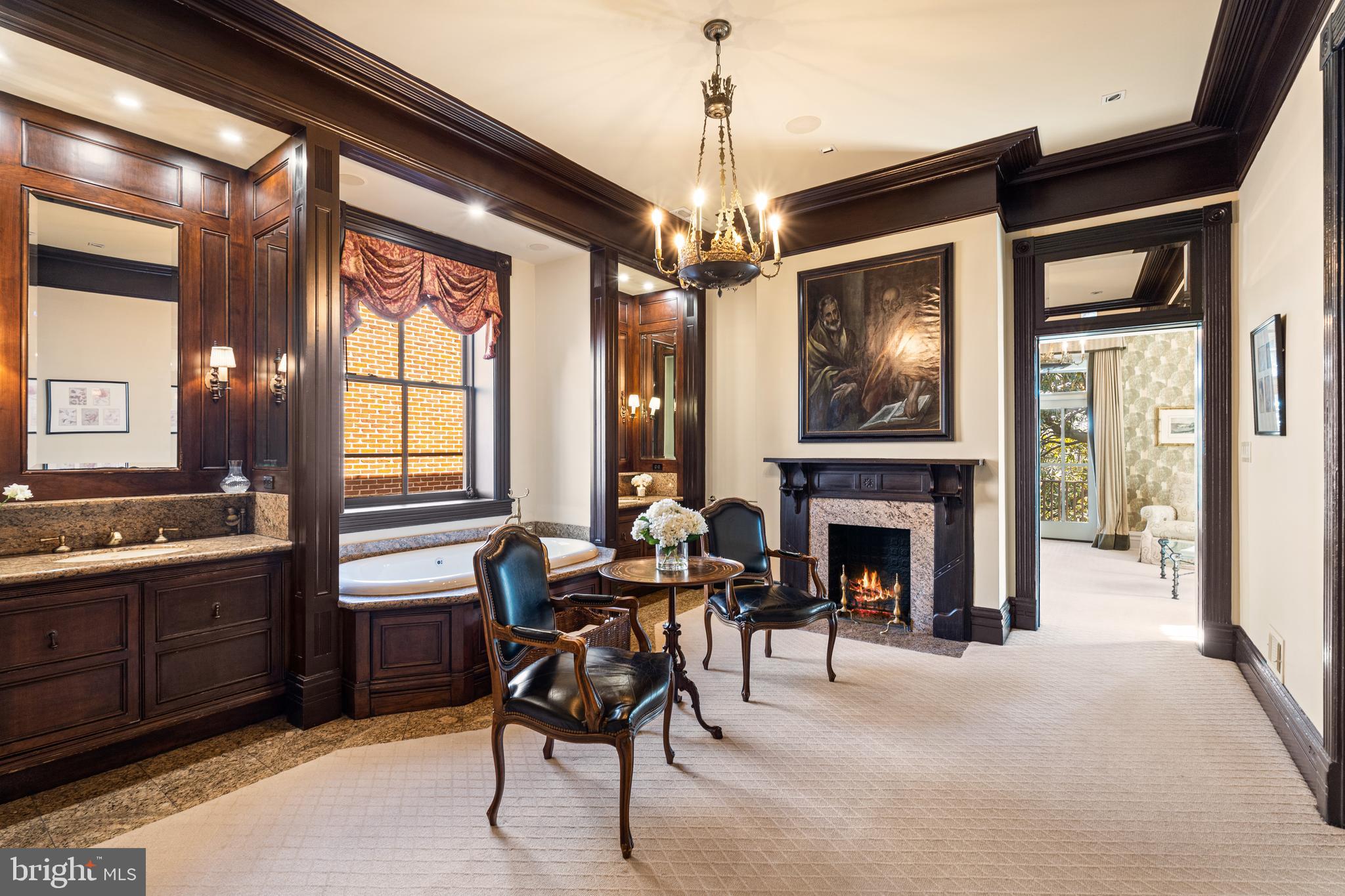 GEORGETOWN - Residential
