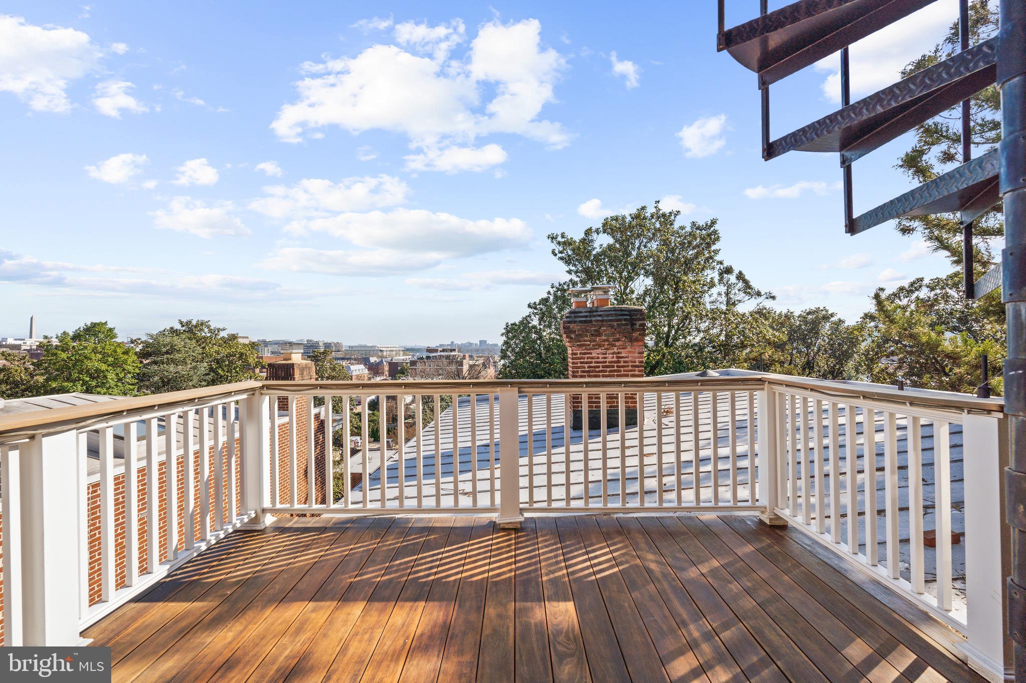 GEORGETOWN - Residential