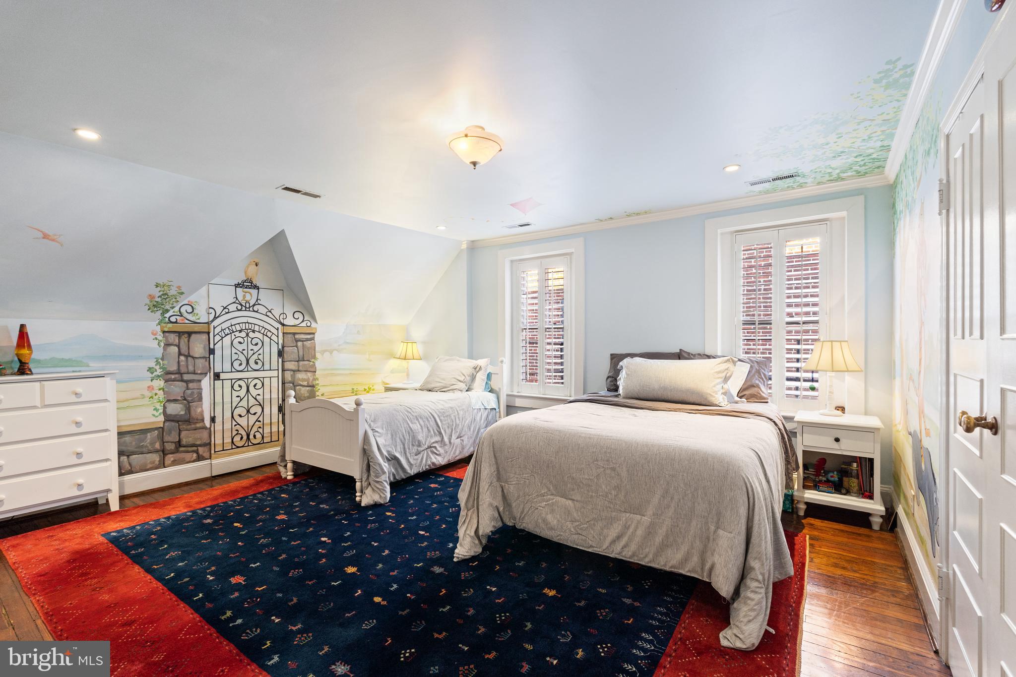 GEORGETOWN - Residential