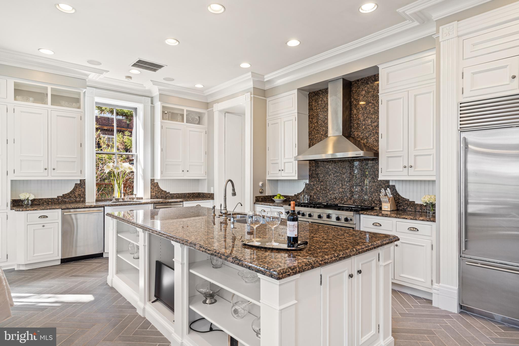 GEORGETOWN - Residential