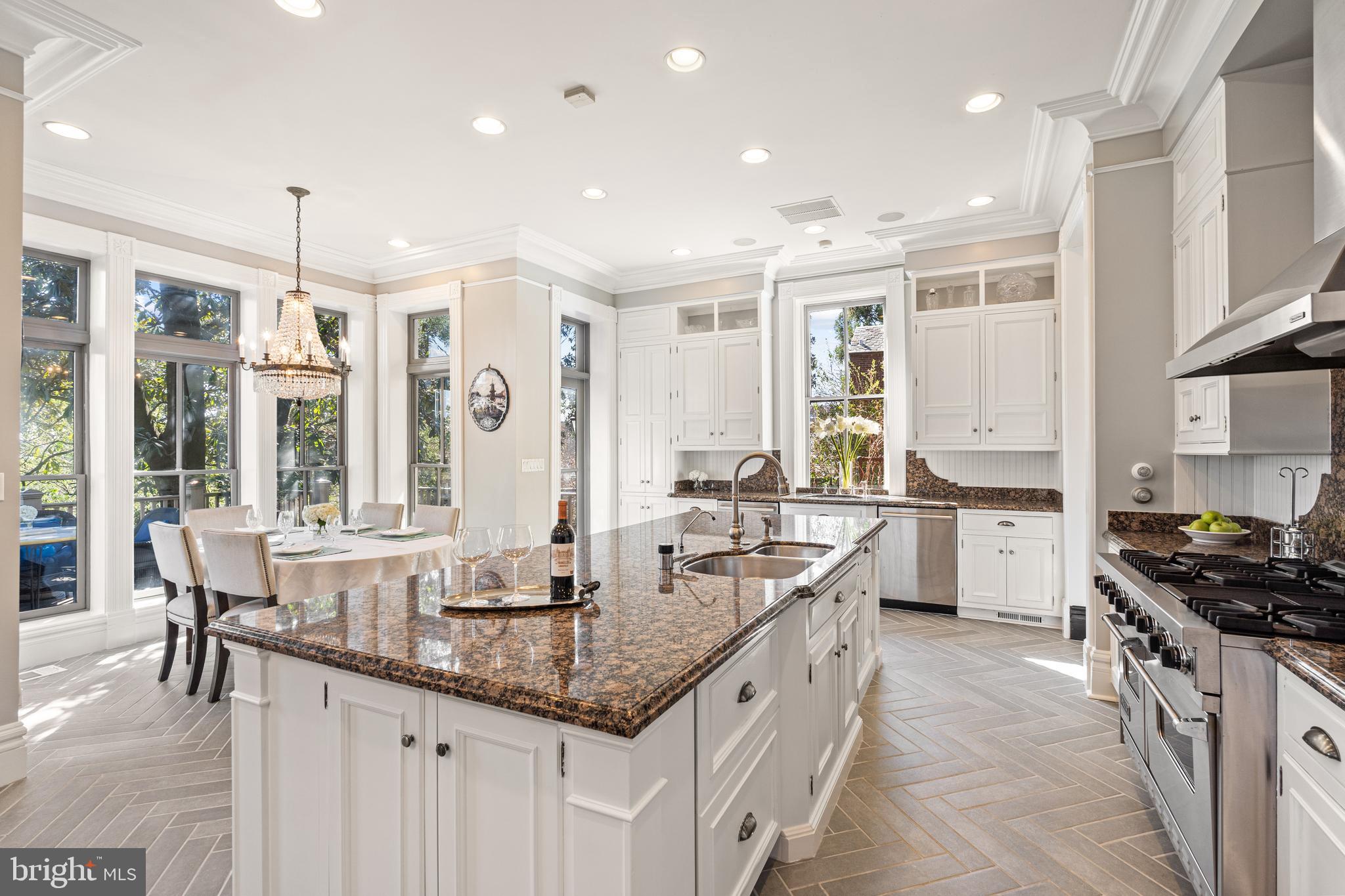 GEORGETOWN - Residential