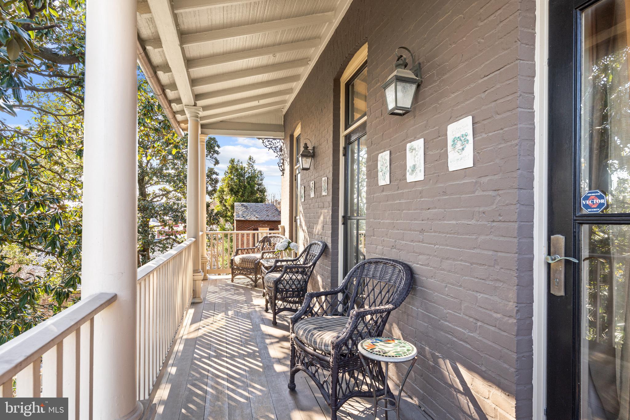 GEORGETOWN - Residential
