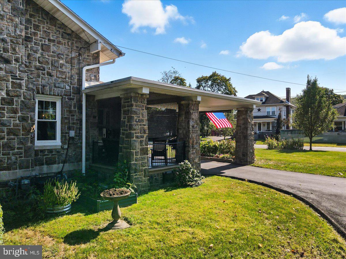 NOT IN A SUBDIVISION - Residential