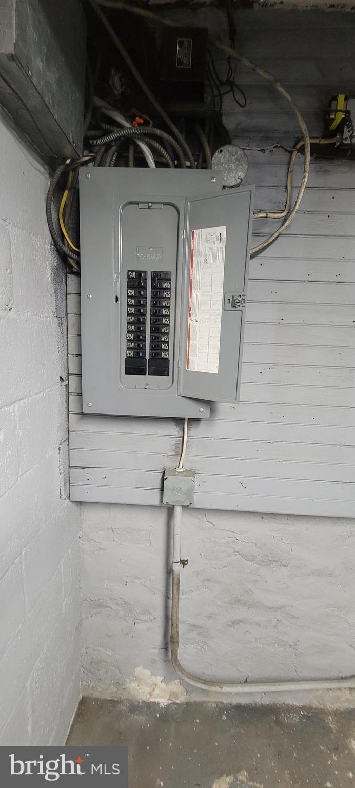 NOT IN A SUBDIVISION - Residential