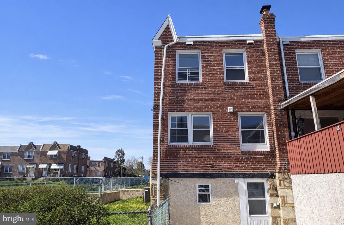 MAYFAIR - Residential