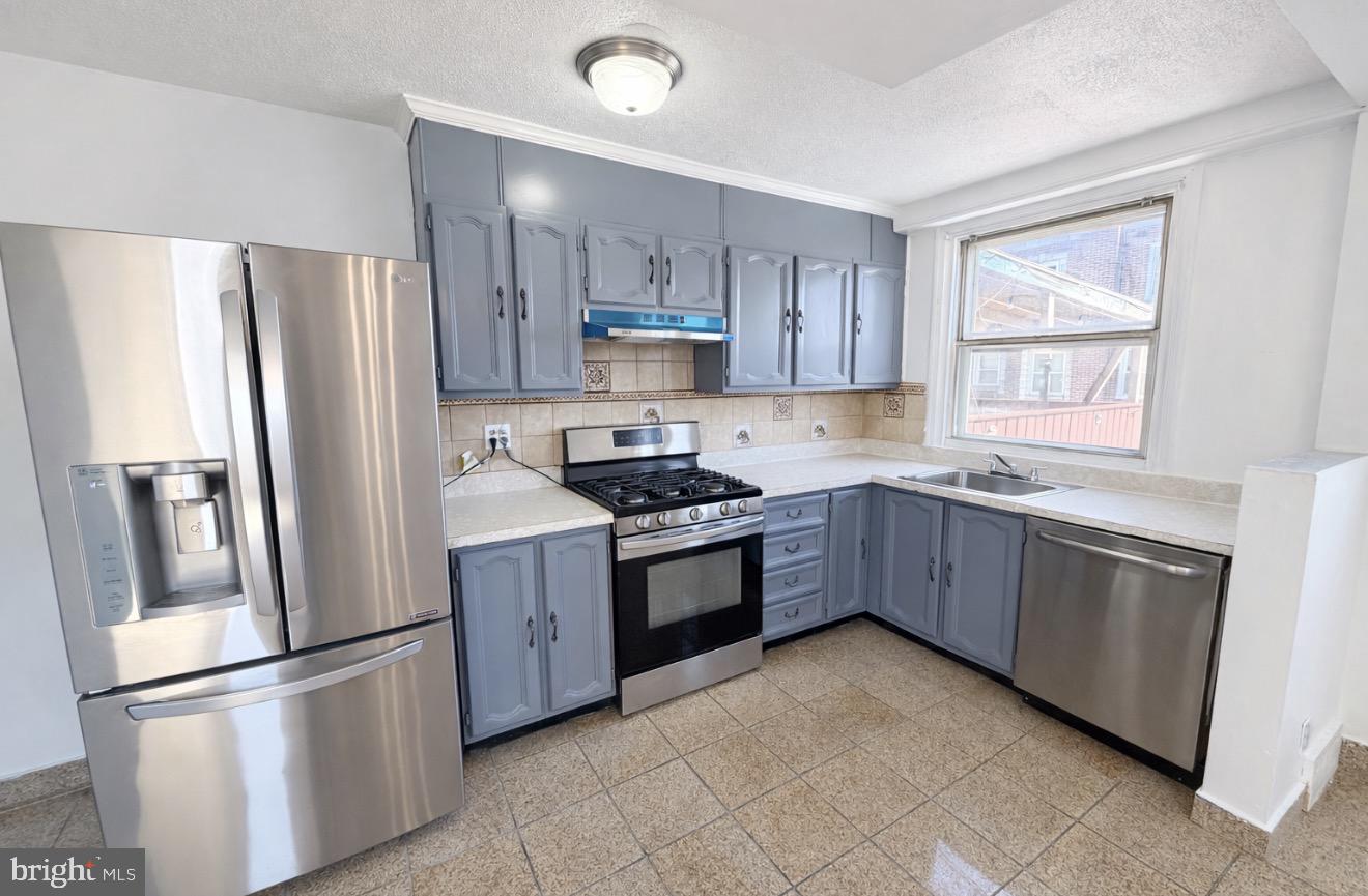 MAYFAIR - Residential