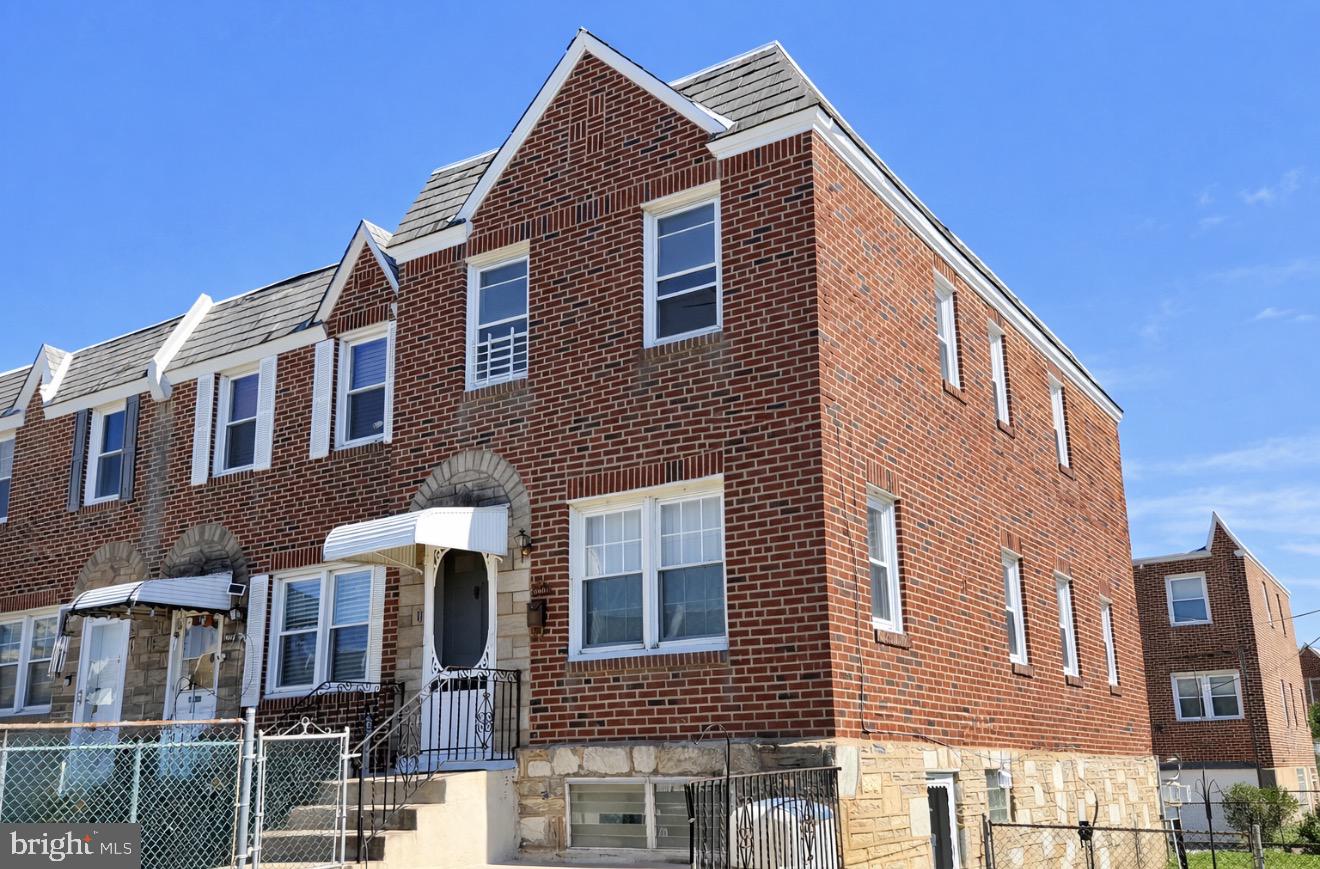 MAYFAIR - Residential