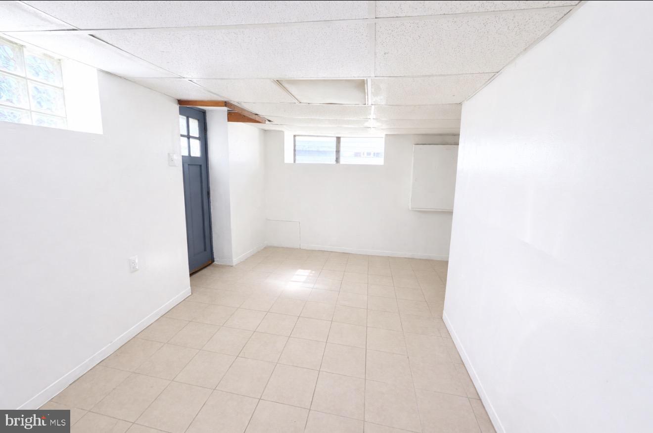 MAYFAIR - Residential