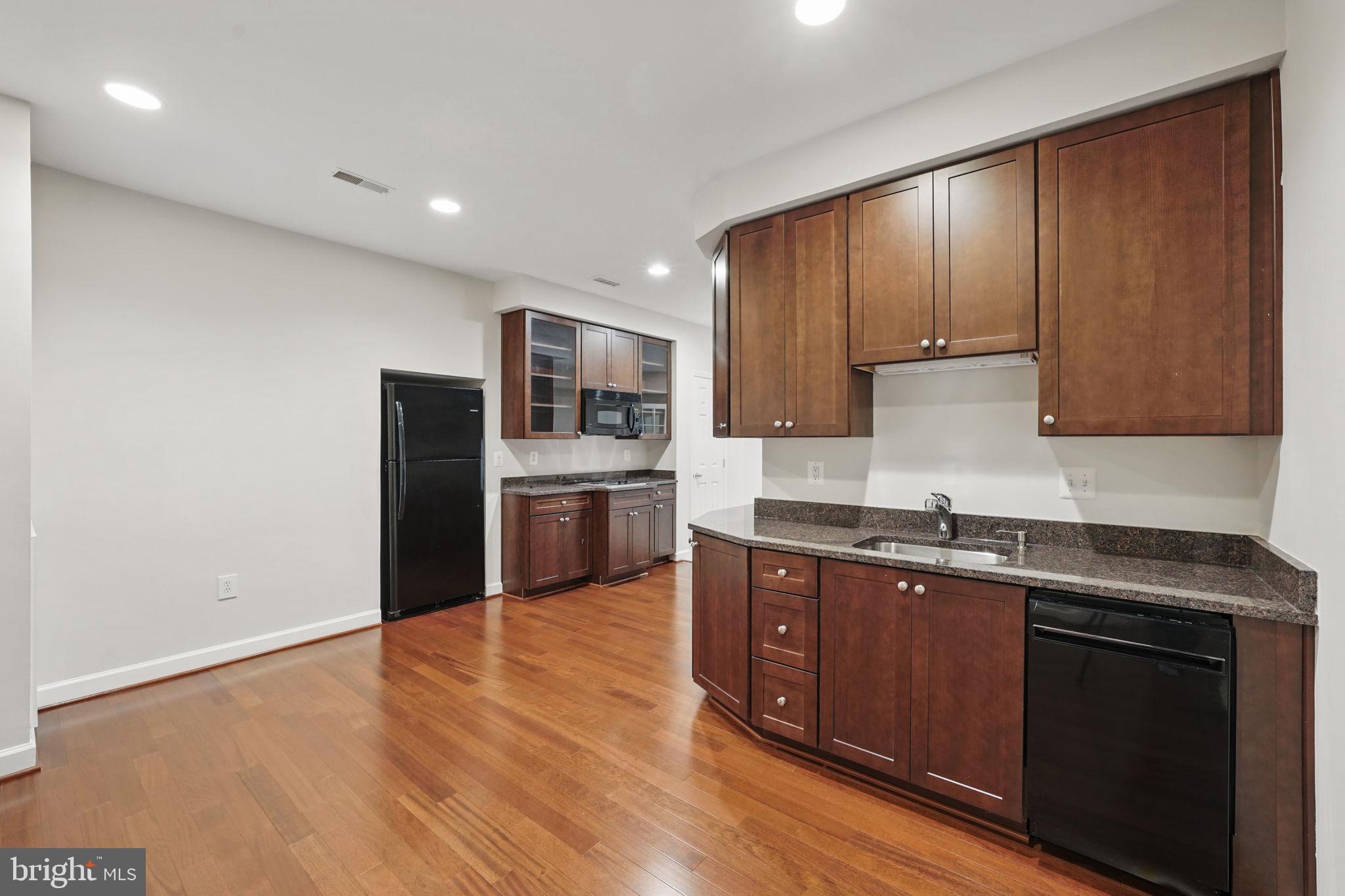 SOLITAIRE - Residential