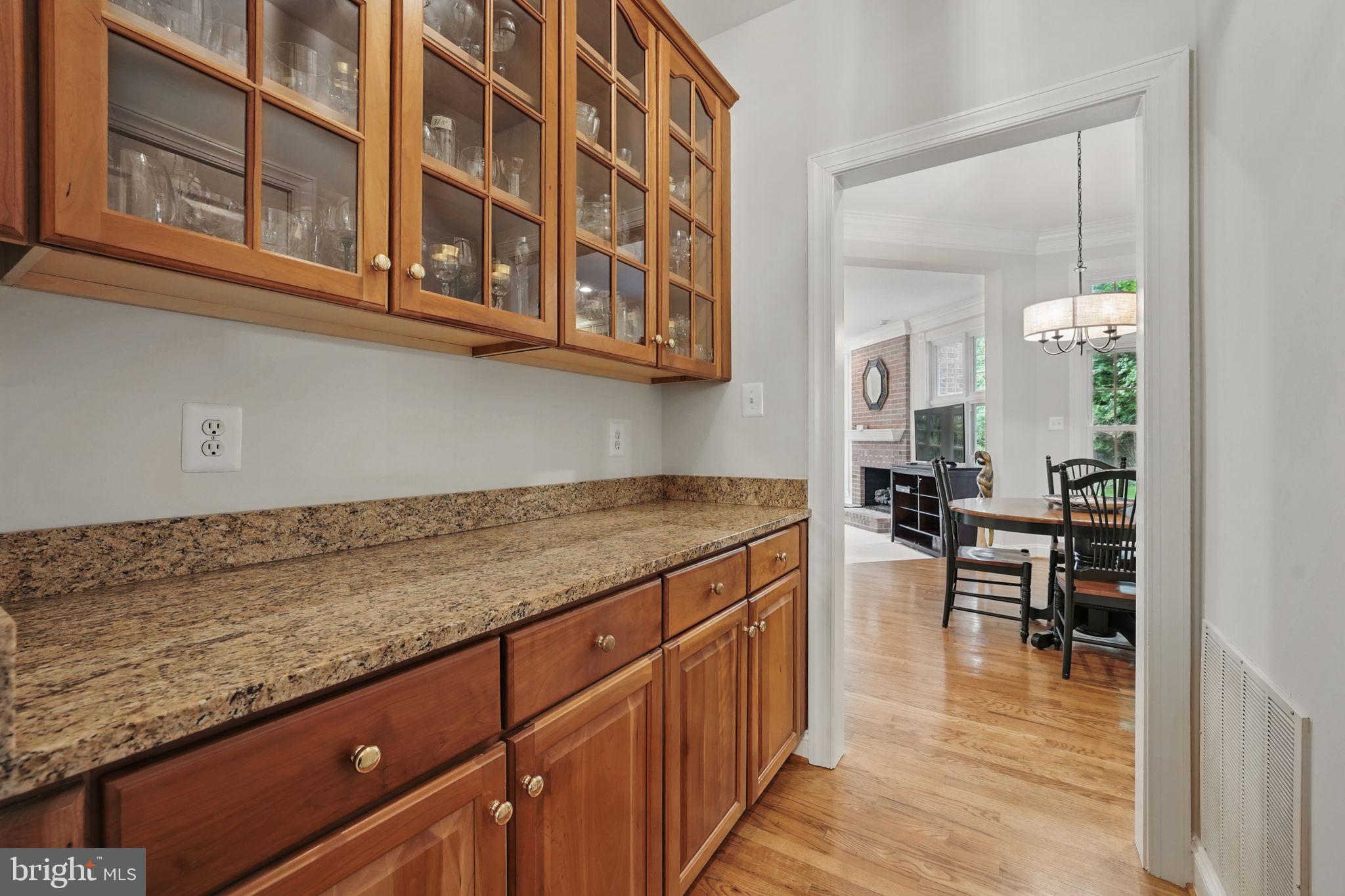 SOLITAIRE - Residential