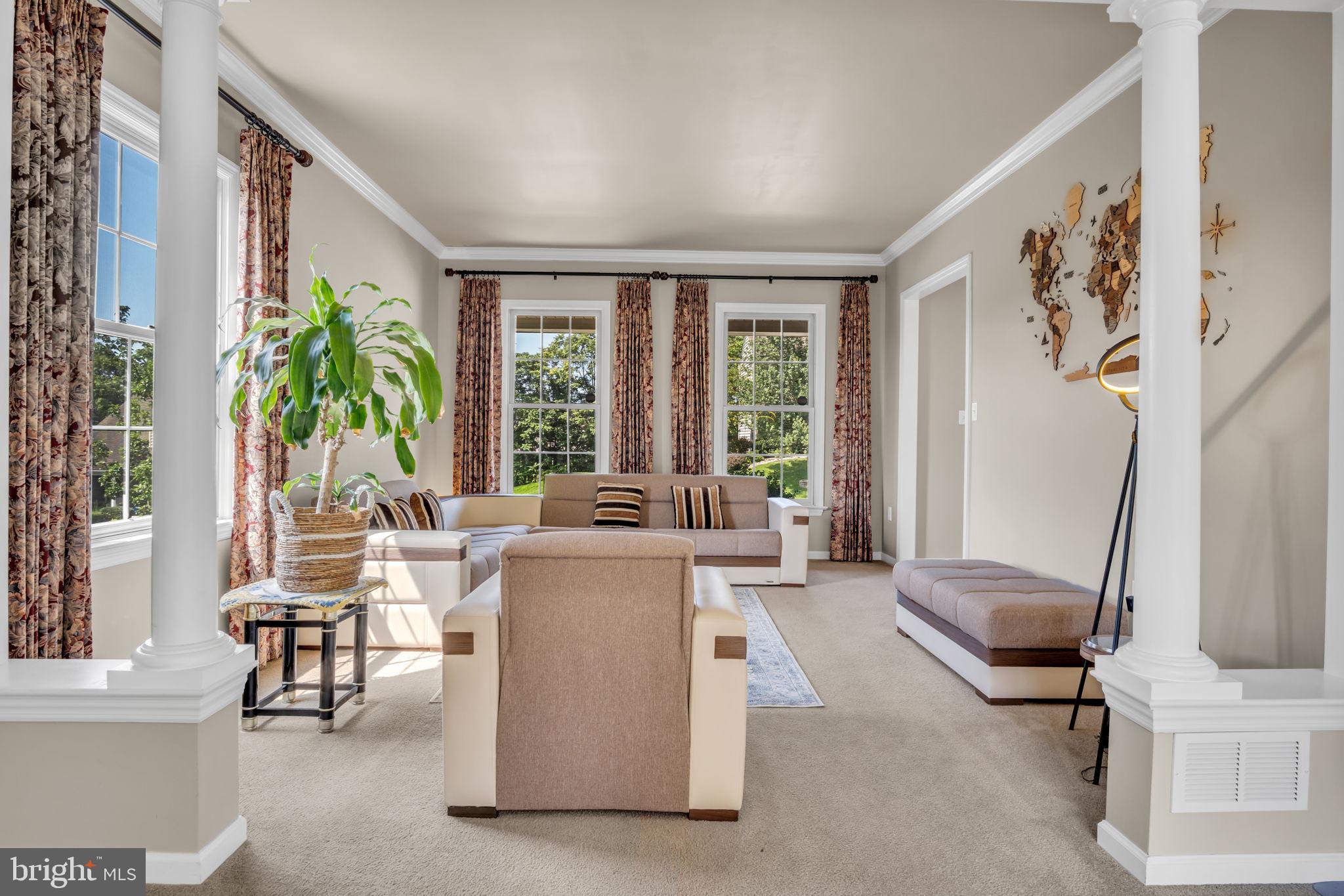 KENDALE OAKS - Residential