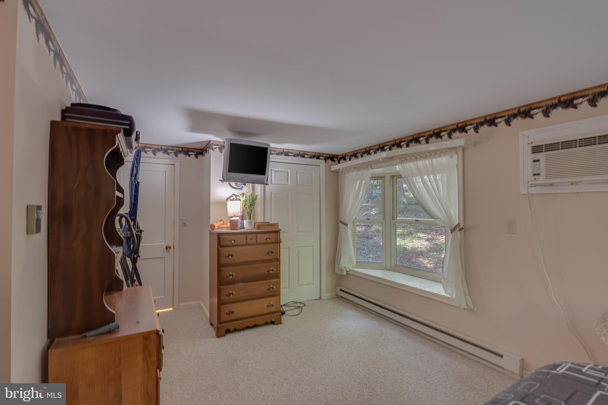 BOCA CABINS - Residential Lease