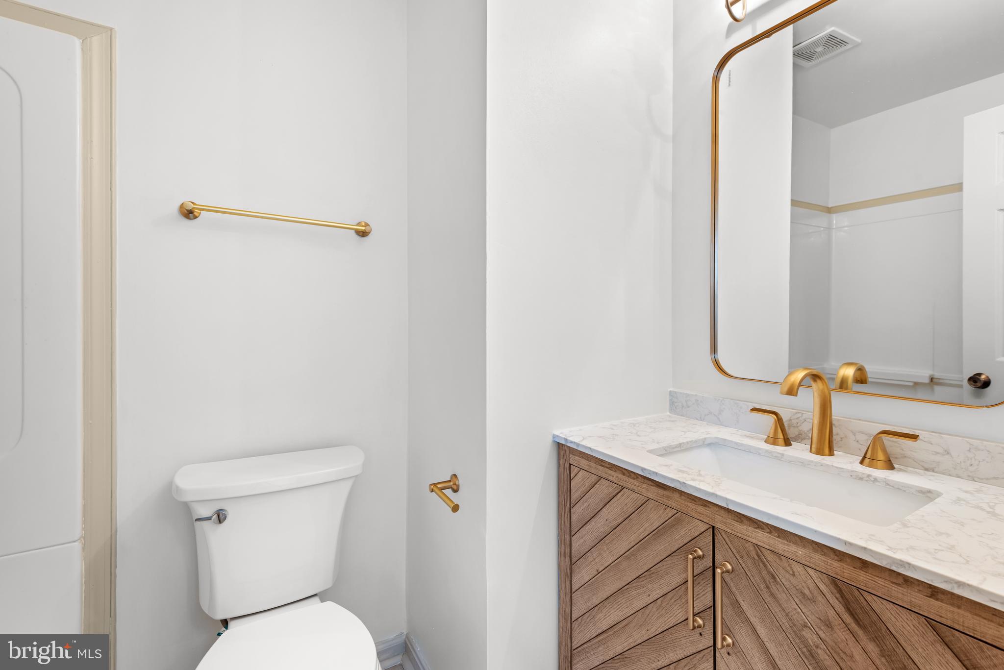 KENWOOD FOREST - Residential