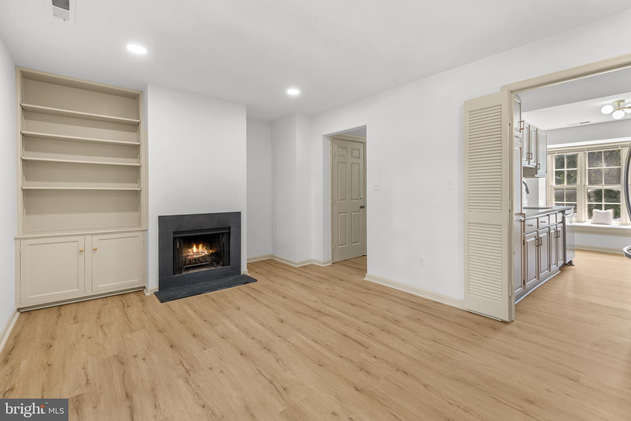 KENWOOD FOREST - Residential