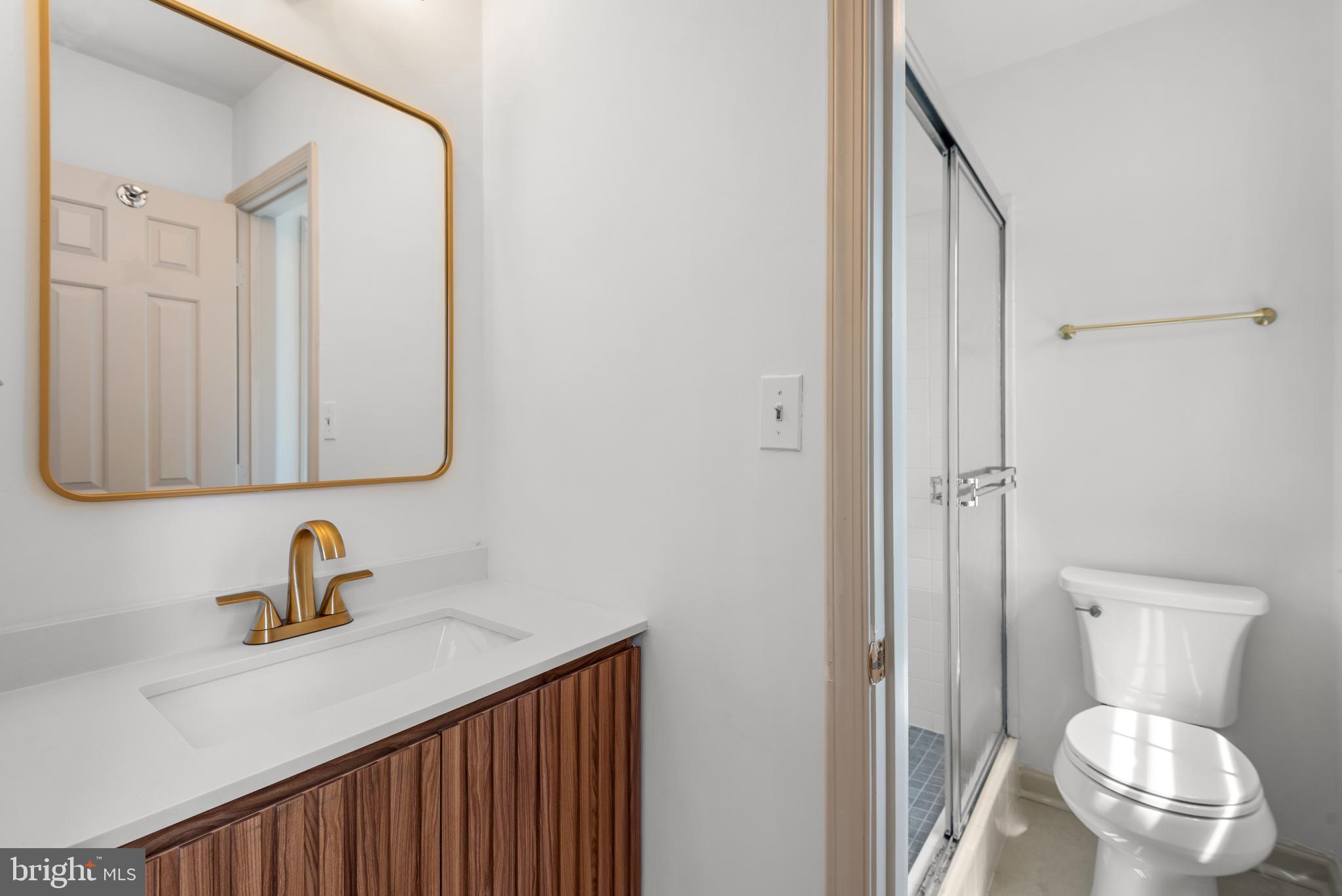 KENWOOD FOREST - Residential