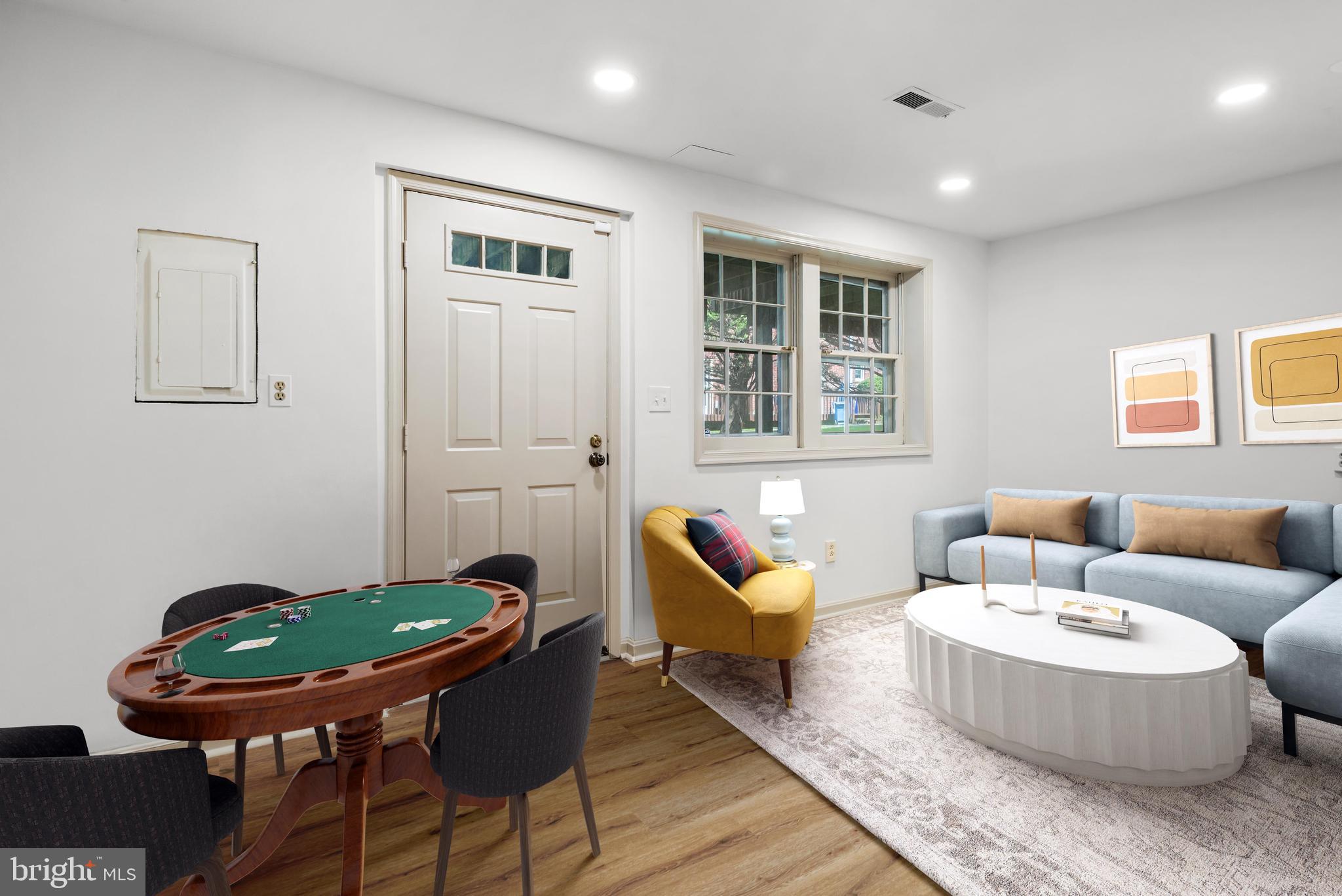 KENWOOD FOREST - Residential