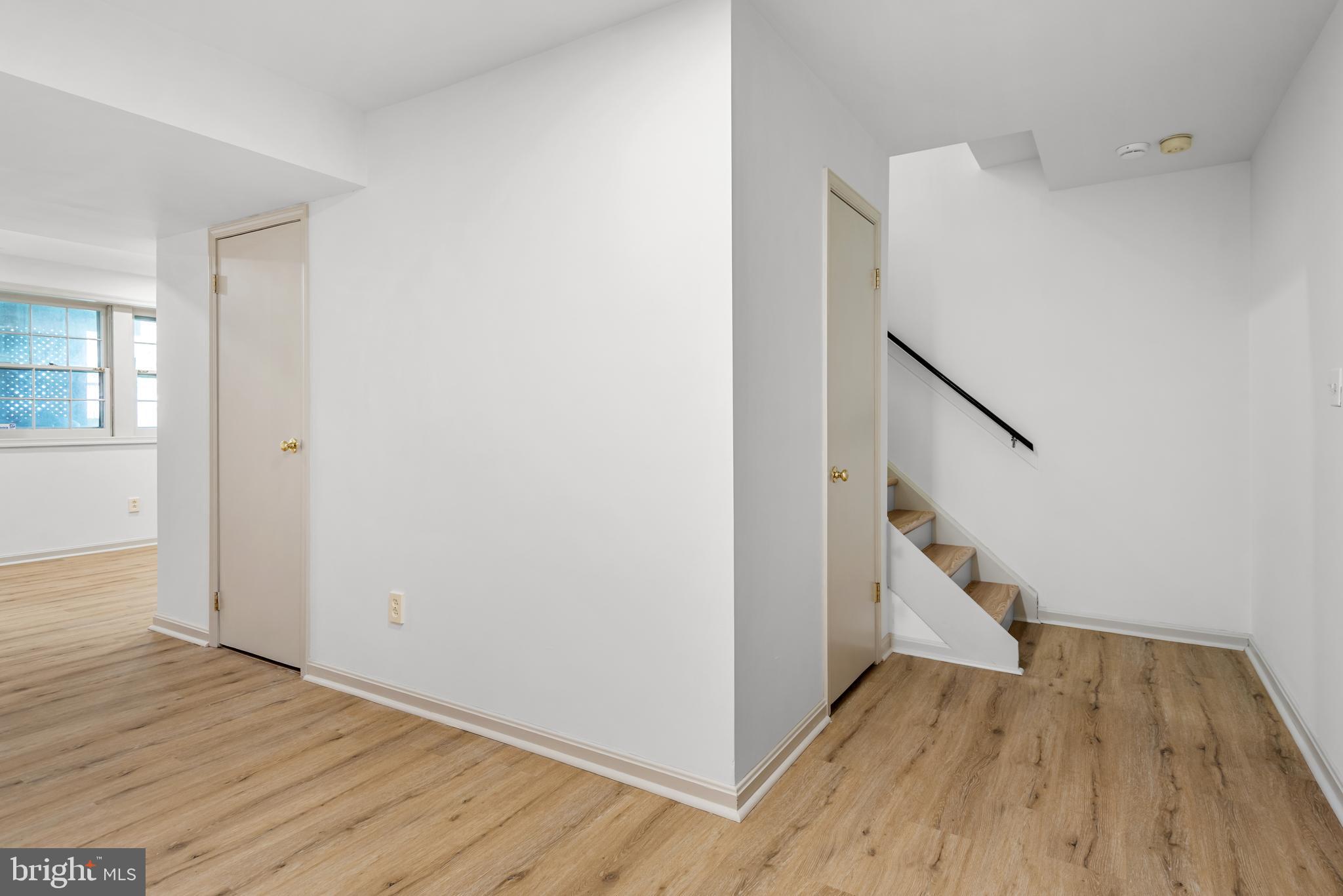 KENWOOD FOREST - Residential