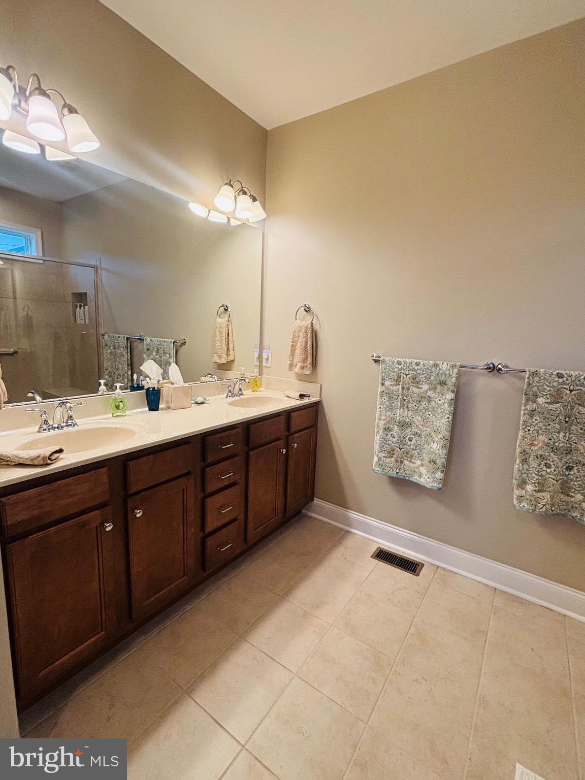 RETREAT AT LOVE CREEK - Residential Lease