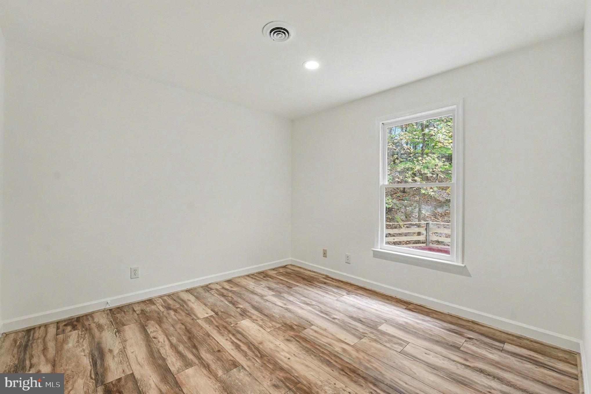 AQUIA HARBOUR - Residential