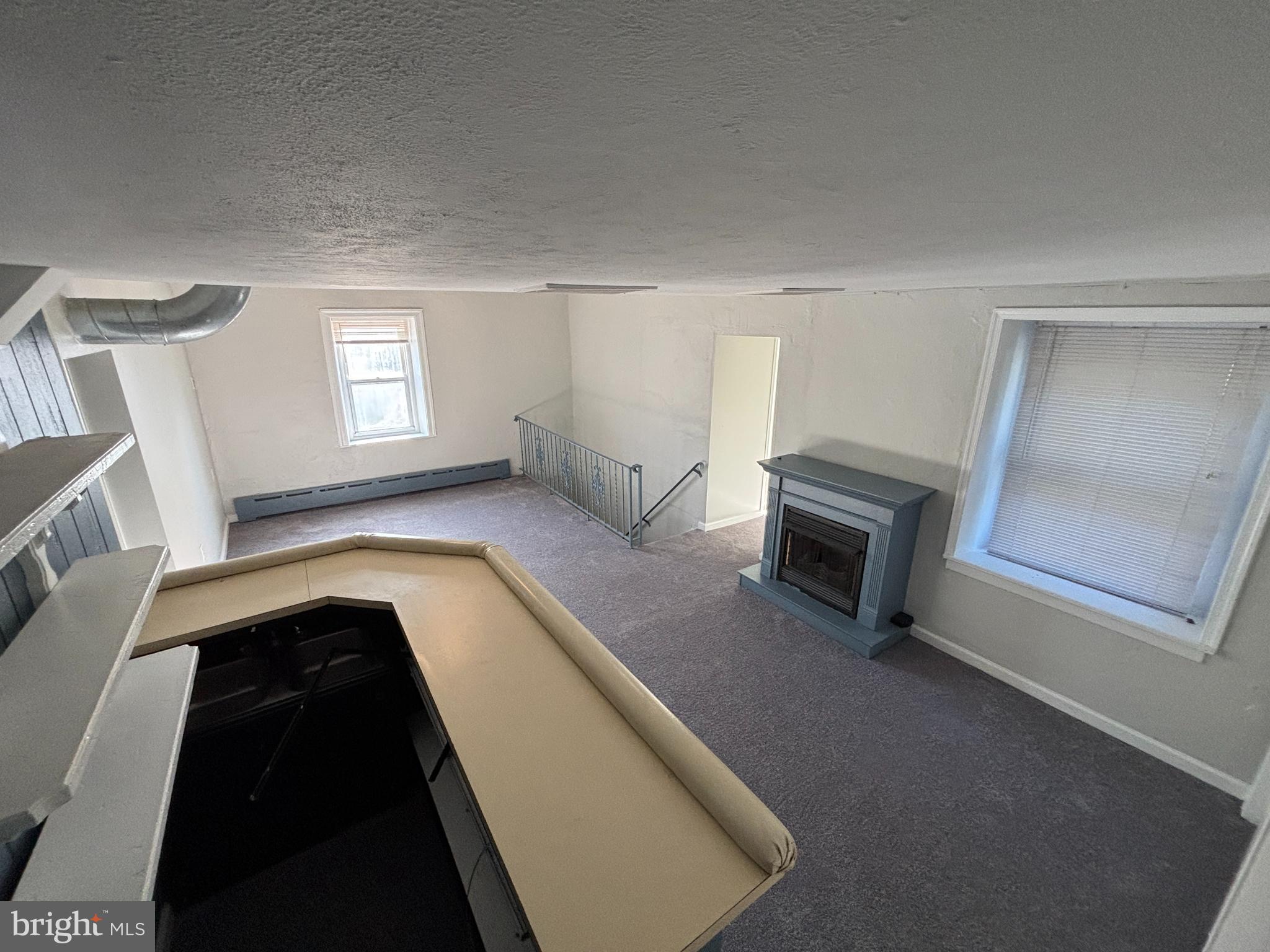 MANAYUNK - Residential Lease