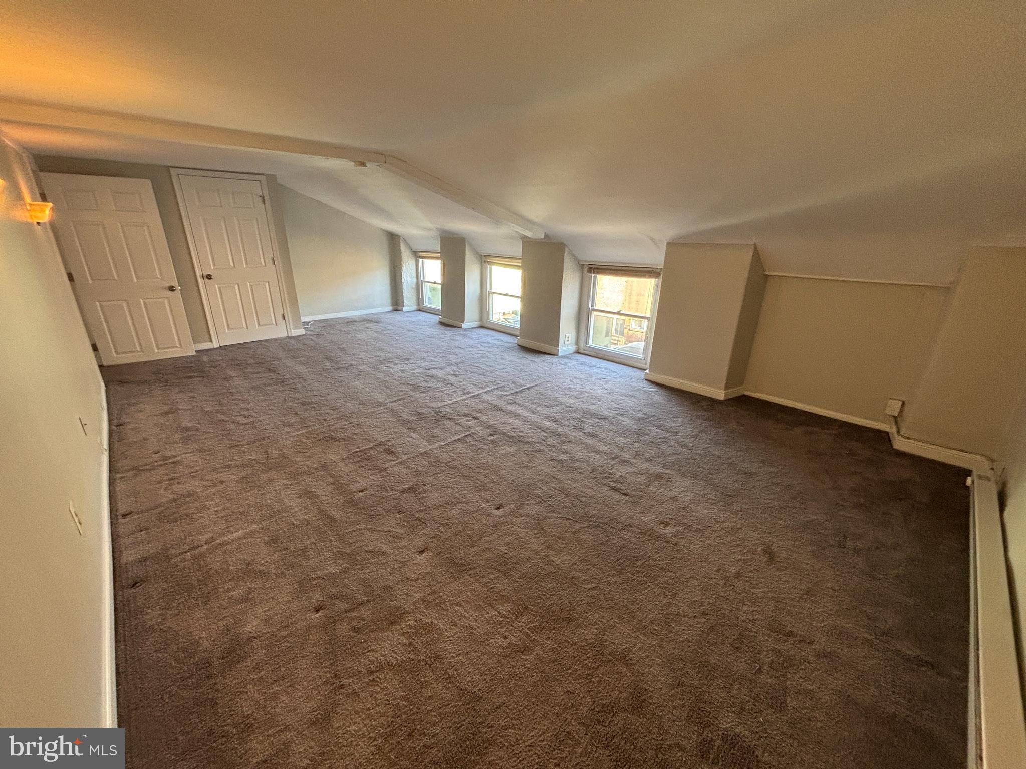 MANAYUNK - Residential Lease