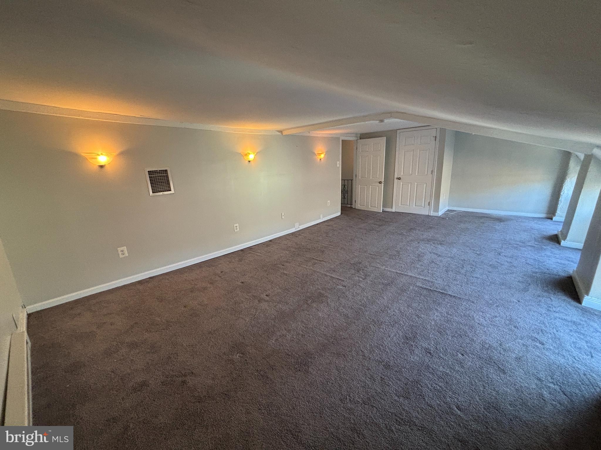 MANAYUNK - Residential Lease