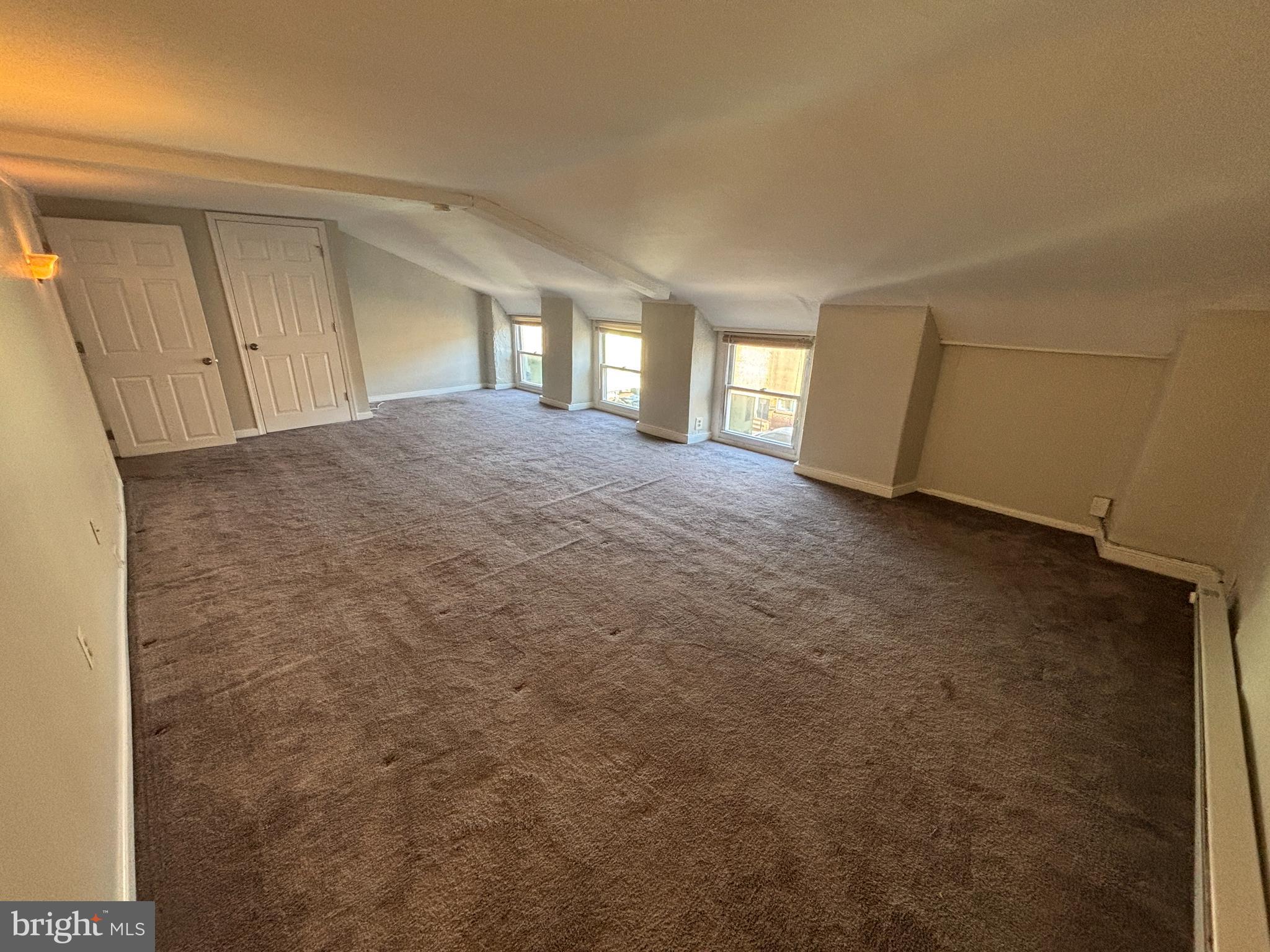 MANAYUNK - Residential Lease