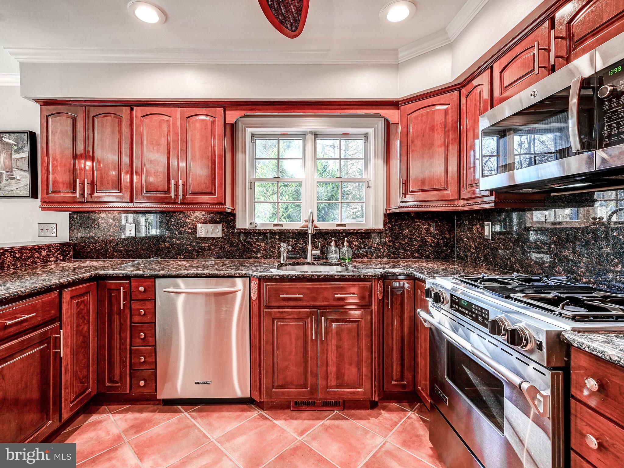 ASHLAND - Residential